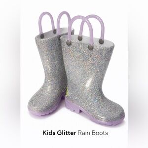Lavender Shimmery Light-Up Little girl Rain boots